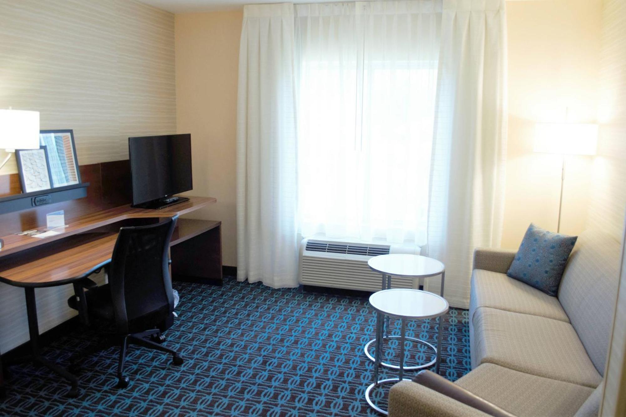 Fairfield Inn & Suites By Marriott Stroudsburg Bartonsville/Poconos Екстер'єр фото