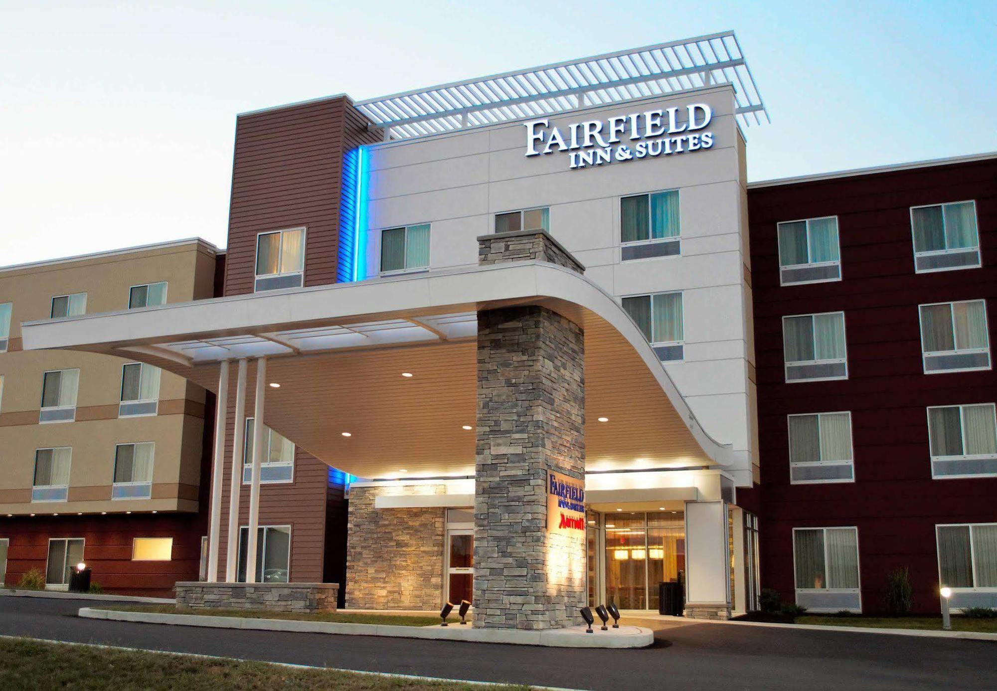 Fairfield Inn & Suites By Marriott Stroudsburg Bartonsville/Poconos Екстер'єр фото